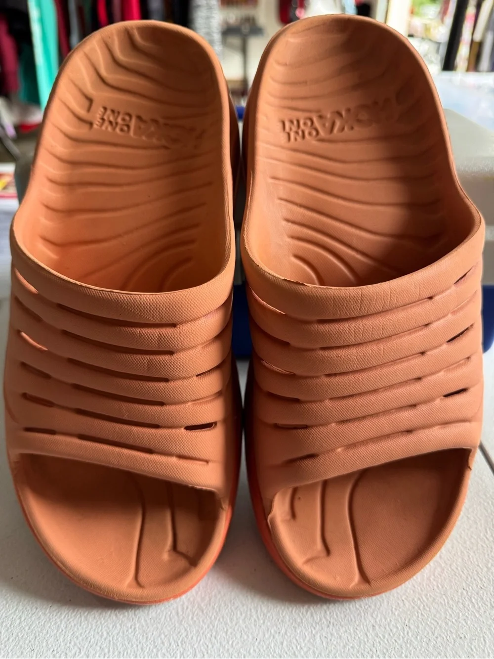 Hoka one one Women’s Ora Recovery Slides Baked Clay Size 9